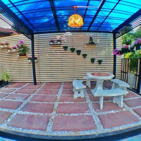 Chowdhury Boutique House Чиангмай Экстерьер фото