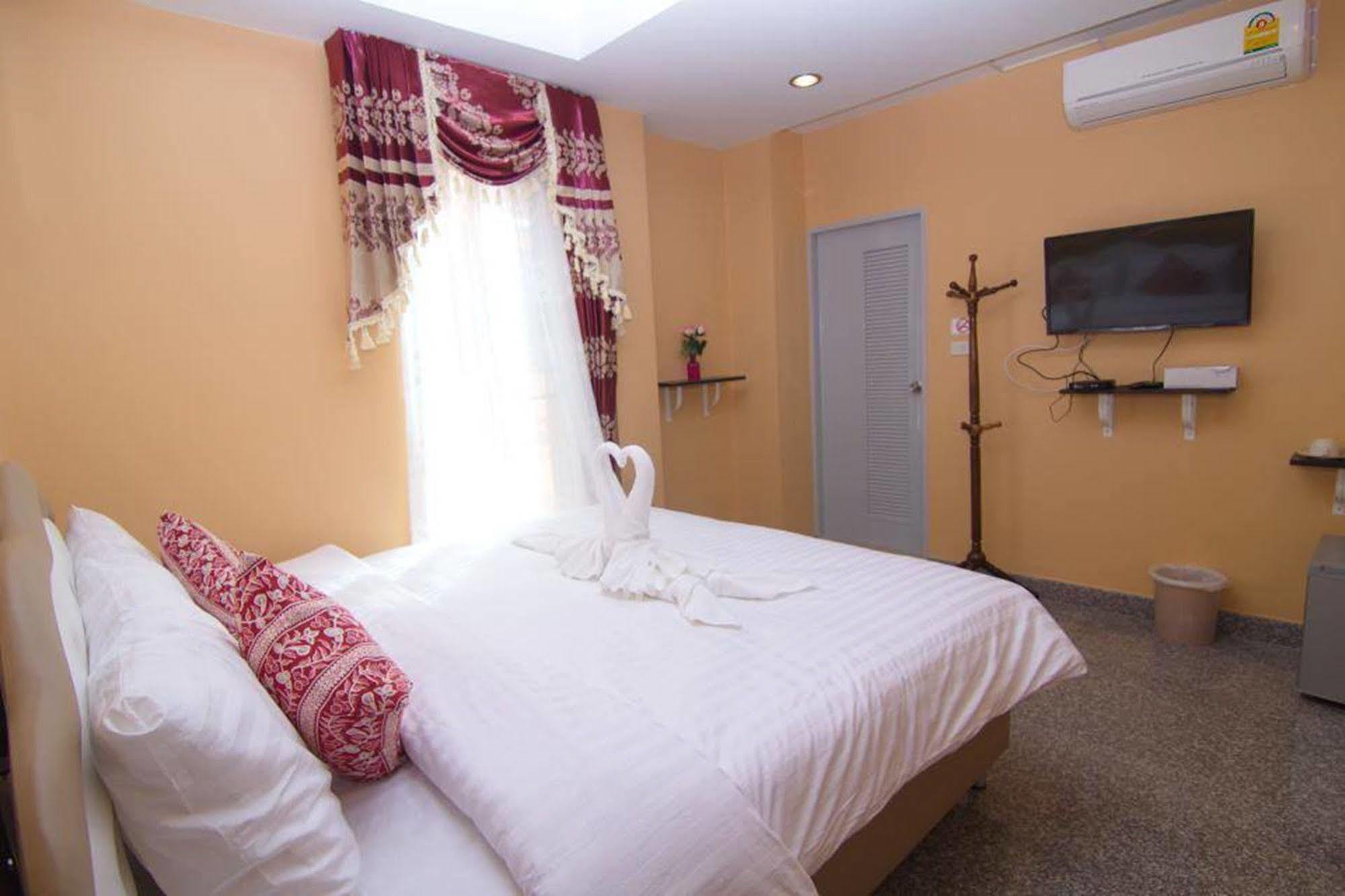 Chowdhury Boutique House Чиангмай Экстерьер фото