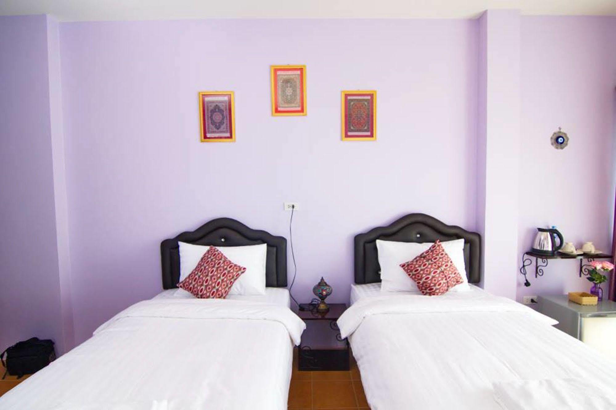 Chowdhury Boutique House Чиангмай Экстерьер фото
