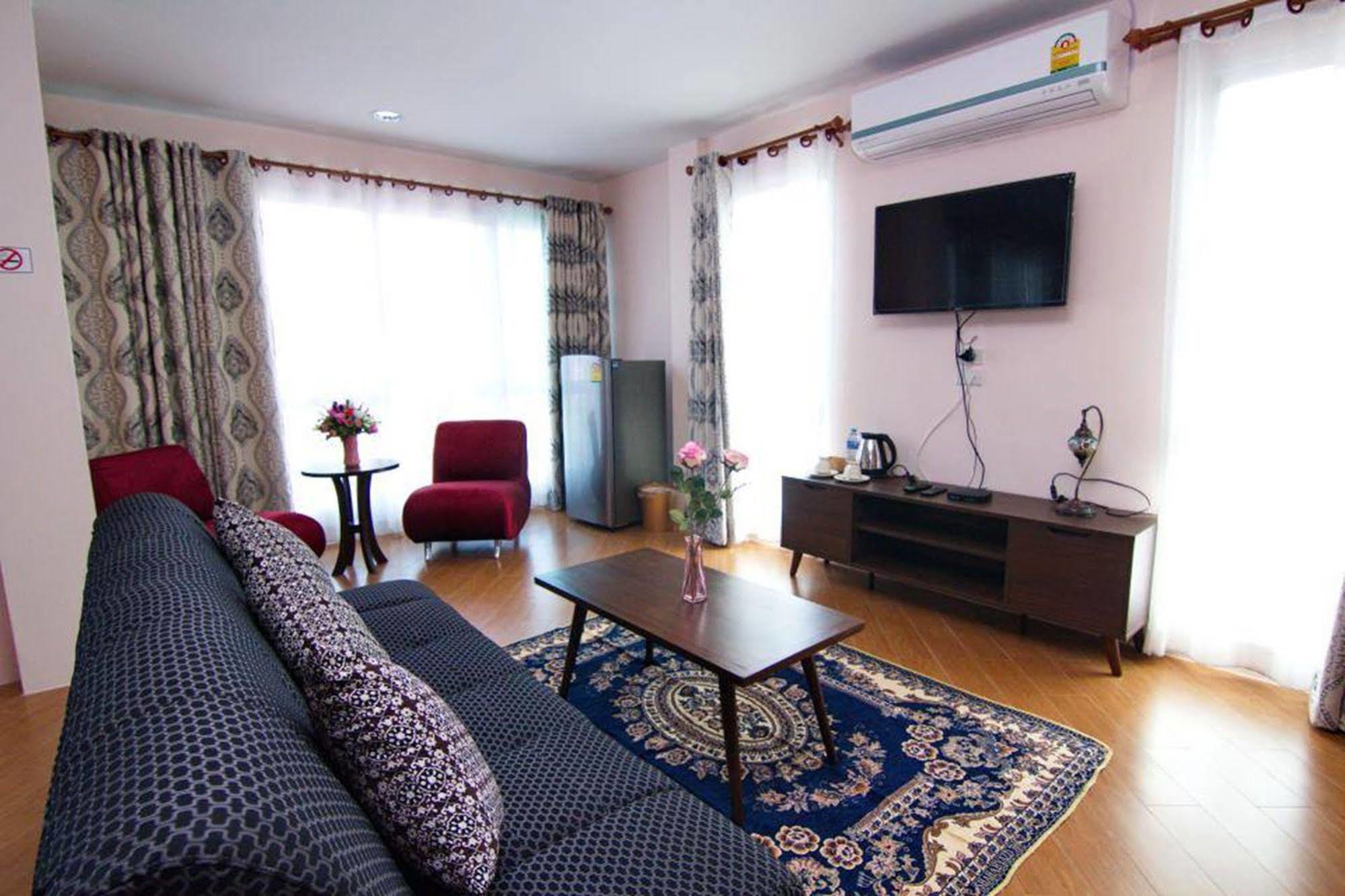 Chowdhury Boutique House Чиангмай Экстерьер фото