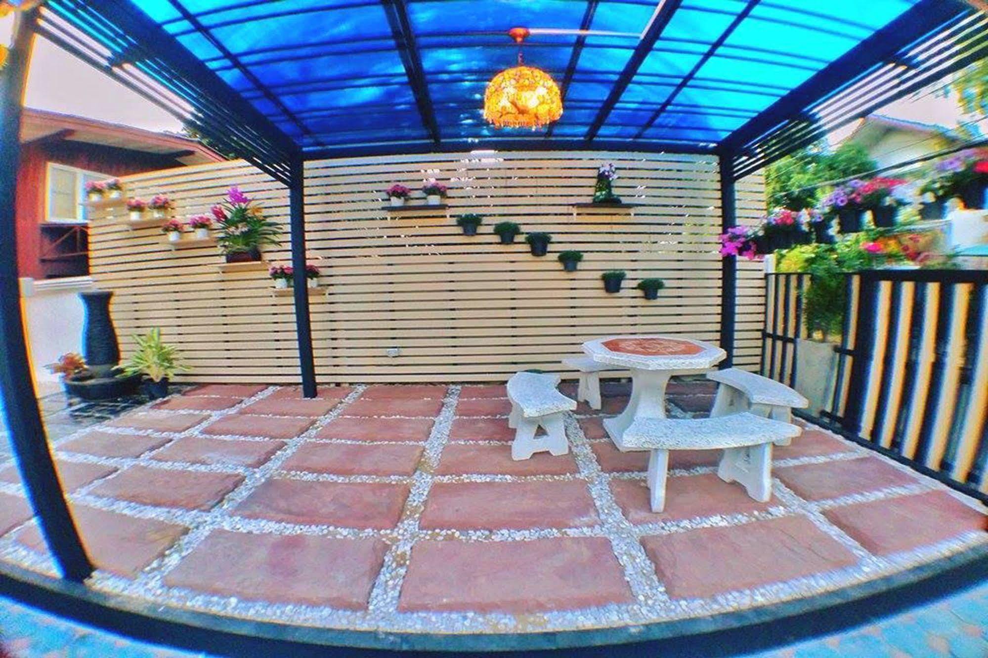 Chowdhury Boutique House Чиангмай Экстерьер фото